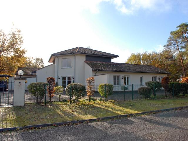 Belle Villa Contemporaine 305m² Bourg du Bost