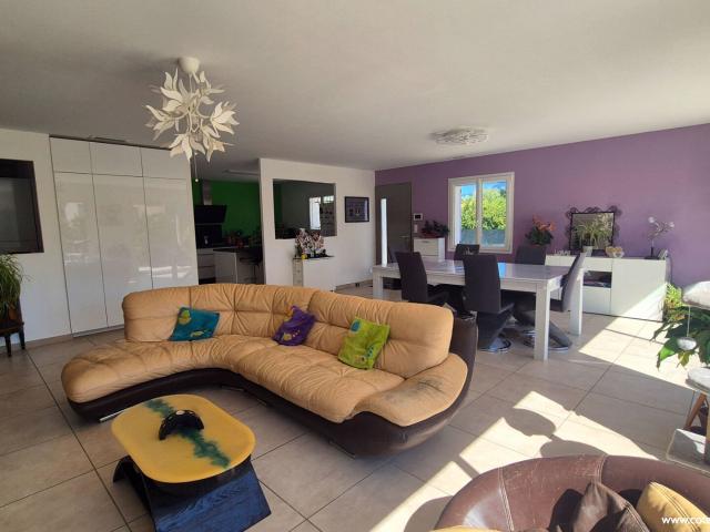 Belle villa de plain pied Aubignan de 133 m2 133m² Aubignan