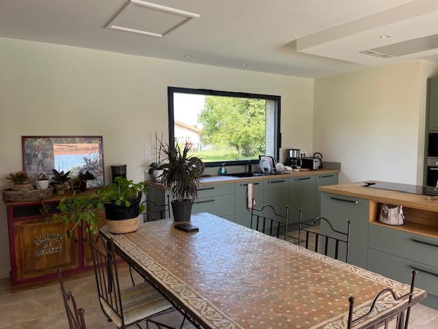 Belle Villa De Plain Pied De 165M2 Avec Piscine 165m² Pont De Vaux