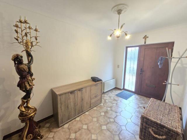 Belle villa de plain pied 2 chambres avec garage + atelier