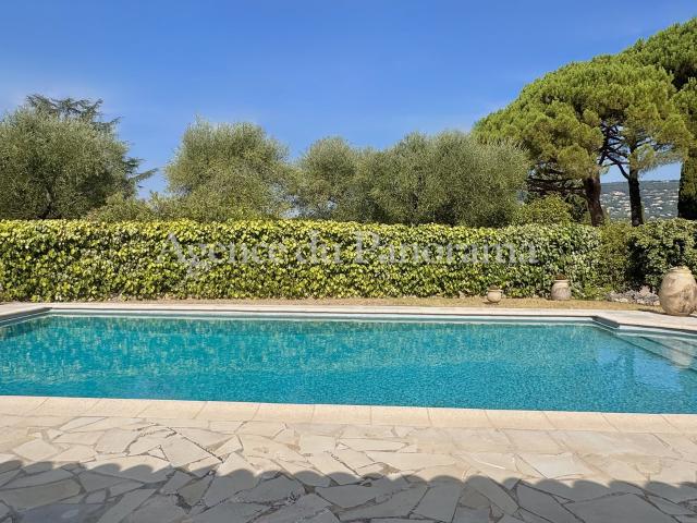 Belle Villa Plein De Charme 300m² Peymeinade