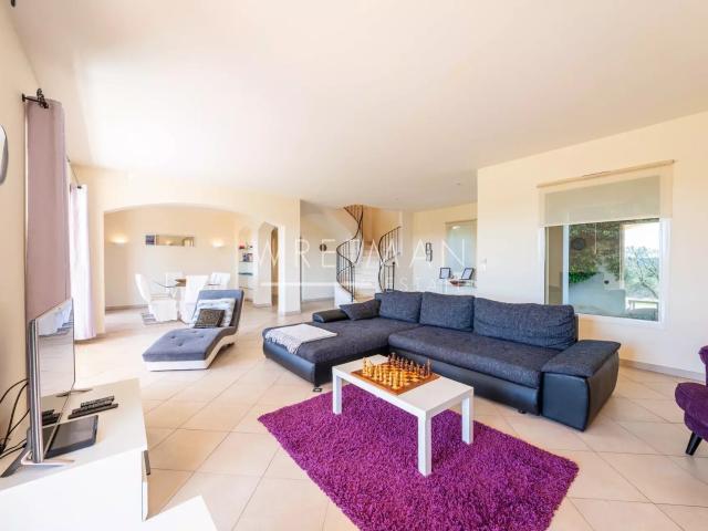 Belle villa provençale avec vues dégagées Tourrettes sur L. 200m² Tourrettes sur Loup