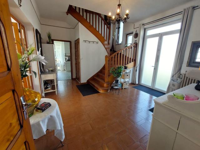 Belle Villa Secteur Saint Gaudens 218m² Saint Gaudens