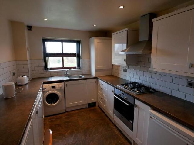 Belle Vue Road, Leeds LS3, 3 bed flat to rent, £1,400 pcm | PrimeLocation