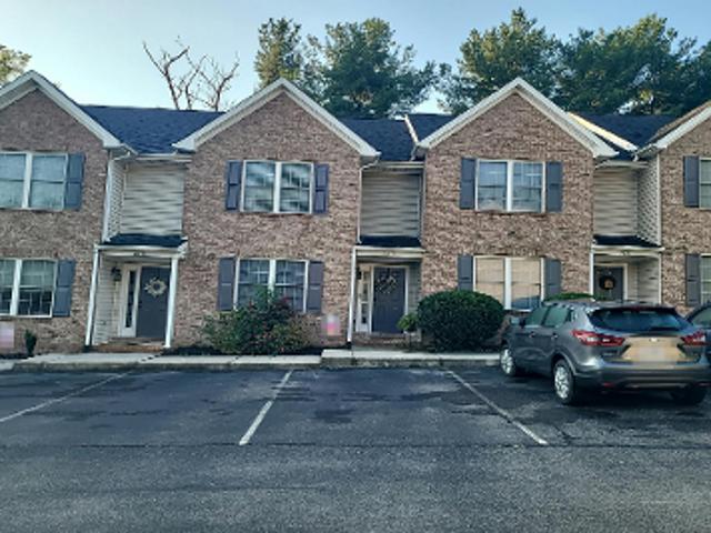 Belle Ave NE
