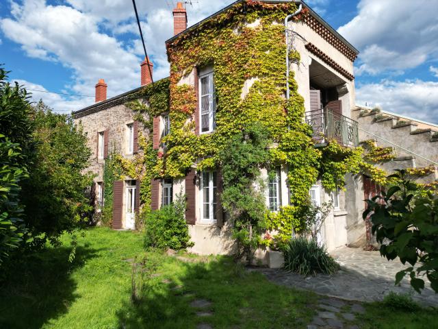 Belle demeure bourgeoise ANNONAY avec jardin