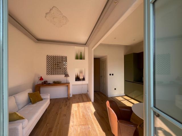 Belle époque, balcon avec aperçu mer 41m² Nice