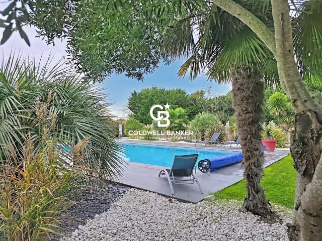 Belle et grande maison avec piscine en Sud Vendée 162m² Sainte Radégonde des Noyers