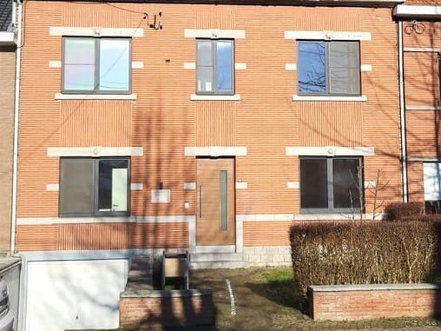 Belle et spacieuse maison avec jardin à Waremme 47