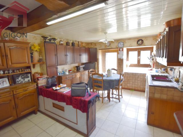 BELLE FERME '1860' de 150 m2 A CONFORTER et GRANGE ATTENANTE de 116 m2 au sol
