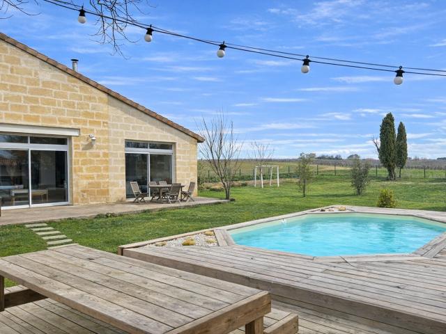 Belle Girondine proche de Saint Émilion 220m² Castillon La Bataille
