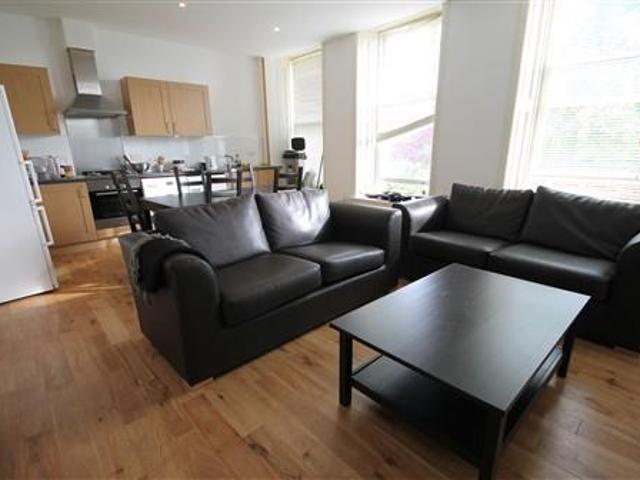 Belle Grove Terrace, Spital Tongues 5 bed apartment to rent £2,607 pcm £602 pw