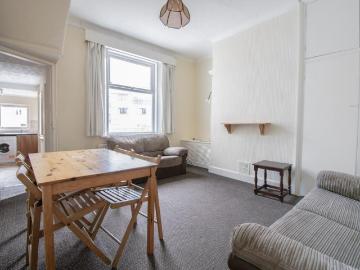 Belle Grove West, Spital Tongues. 3 bed terraced house to rent £1,430 pcm £330 pw