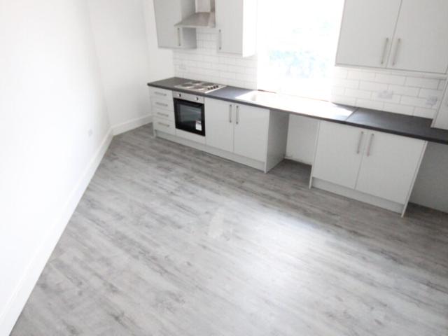 Belle Isle Road, Leeds, LS10 2DH 27625 sbliving | sbliving