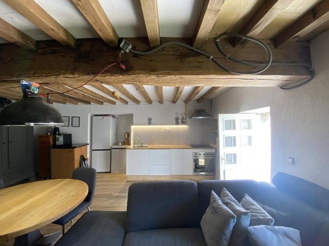 Belle longère dans un hameau tranquille
