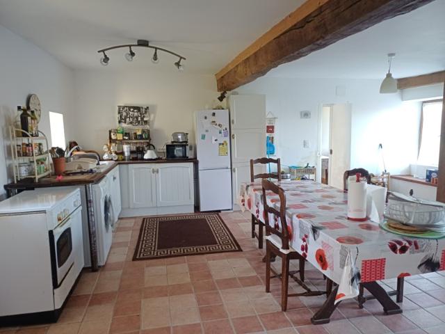 Belle longère en pierre