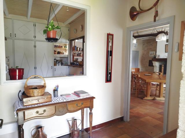 Belle longère en pierre du XIXème siècle de 240 m2 sur une p. 240m² Soussac