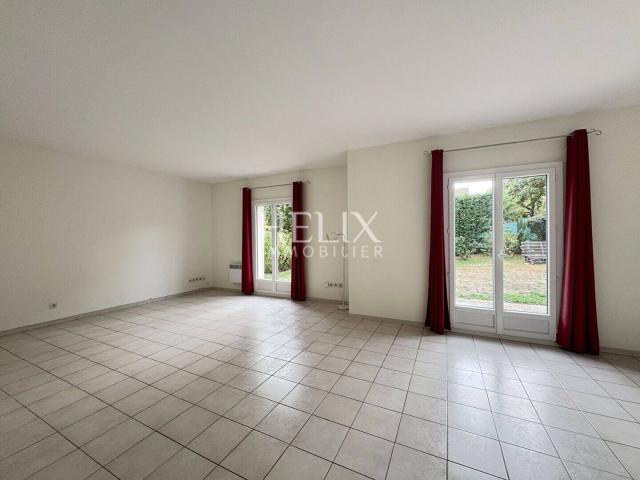 Belle maison 156 M² au sol à Saint Germain en Laye, le calme ab
