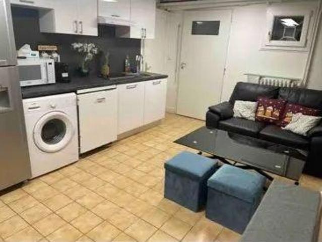 Belle maison 2P 30 m² avec jardin proche RER D