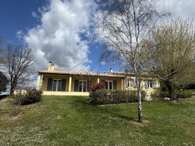 Belle maison, 4 chambres, piscine, beau parc arboré, au calm. 153m² Razac d'Eymet