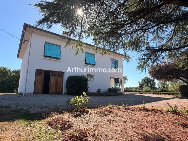 Belle Maison 5 pieces 100m² habitables 100m² Varennes Saint Sauveur