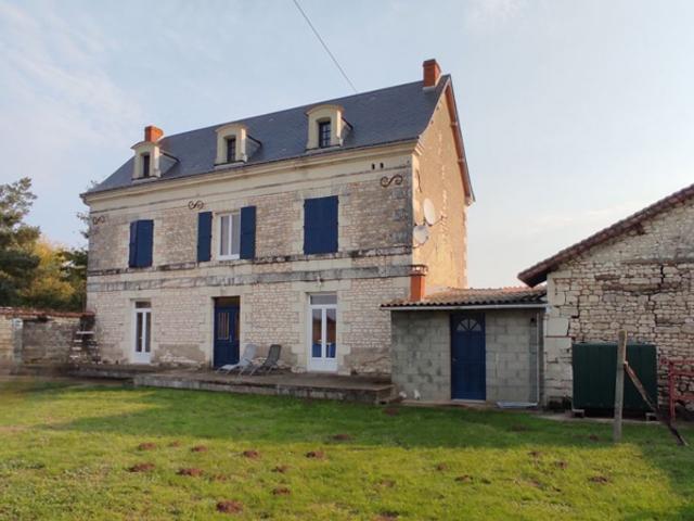 BELLE MAISON ANCIENNE