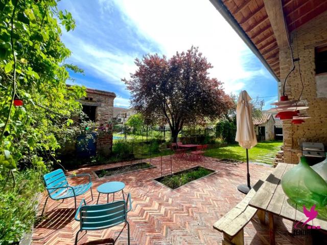 Belle Maison ancienne rénovée de 435 M² jardin arboré et piscine