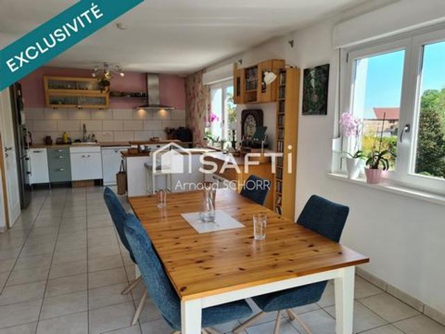 Belle maison avec jardin dans un quartier très calme