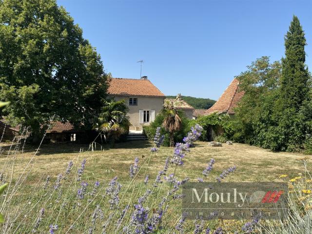 Belle Maison Dans Un Petit Village Typique Du Quercy Blanc 174m² Carnac Rouffiac