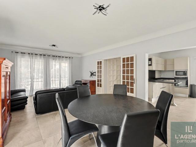 Belle maison devville de type T8 de 200 m2 avec sous sol complet