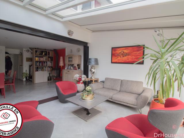 Belle maison de 122m2 sur 205m2 de terrain 3 chambres possibilité 4, clés en main sur Montigny Le Bretonneux