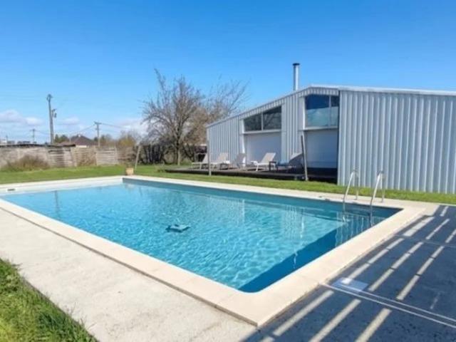 Belle maison de 175 m² avec piscine à Loudun