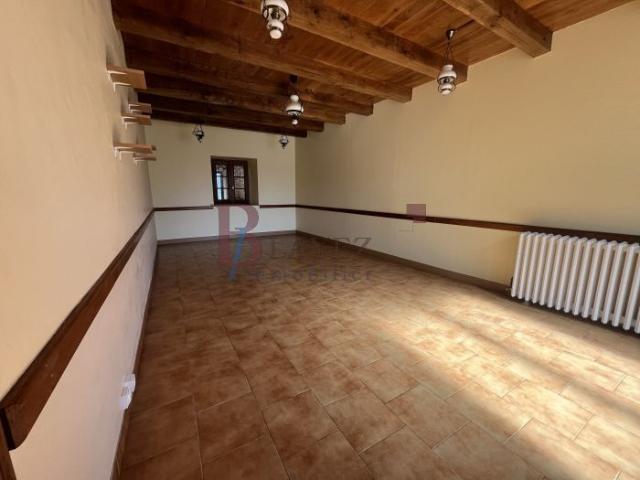 BELLE MAISON DE CAMPAGNE