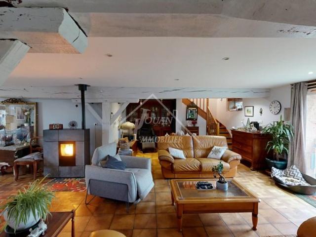 Belle maison de campagne avec vue panoramique – Gipcy