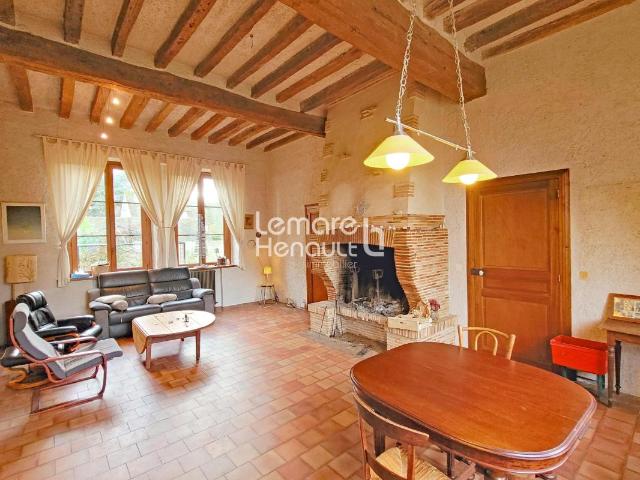 Belle maison de caractère de 165 m², 5 chambres sur 1000 m²