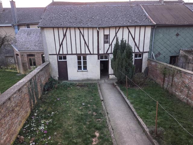 Belle maison de maître centre du village