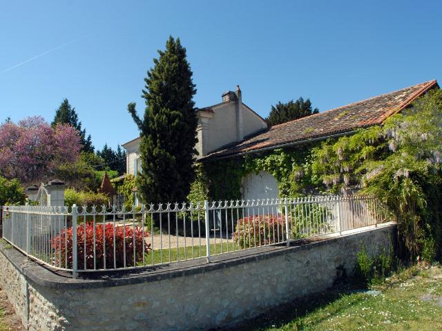 Belle Maison De Mâitre Du Xix° Siècle 192m² Allemans