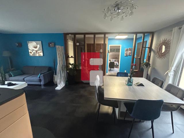 Belle maison de plain pied 171 m2 avec jardin, bureau et espace bien être !