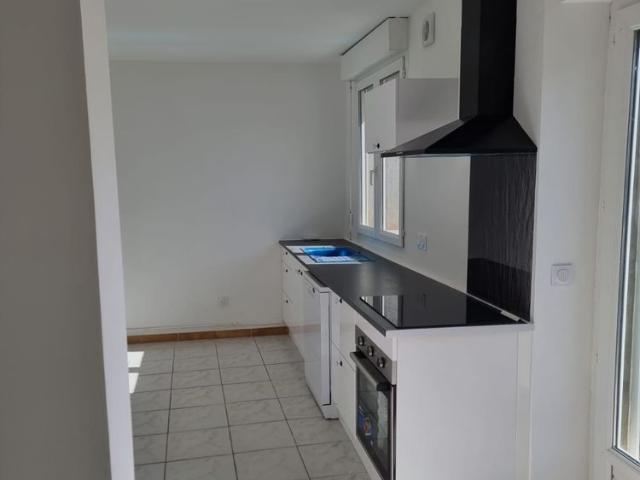 Belle maison de village T3 de 70m² avec grand garage