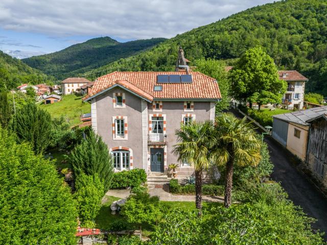 Belle maison de village avec gite