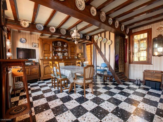 Belle maison de village en briques