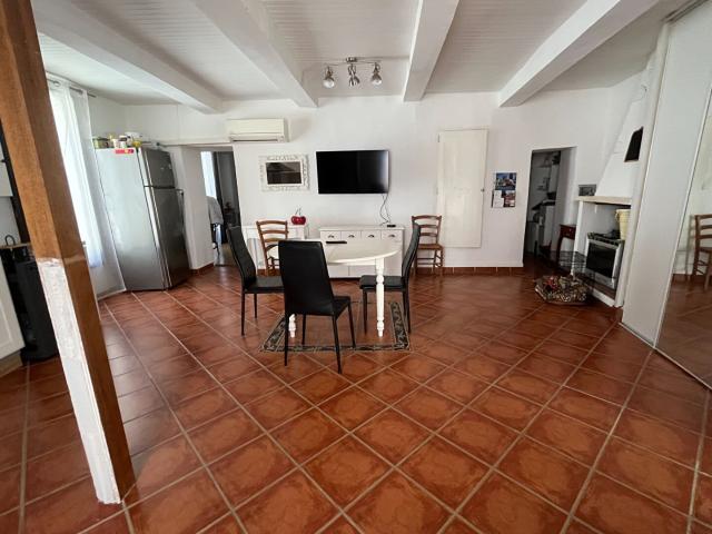 Belle maison de village avec terrains de loisirs 125m² Nizas
