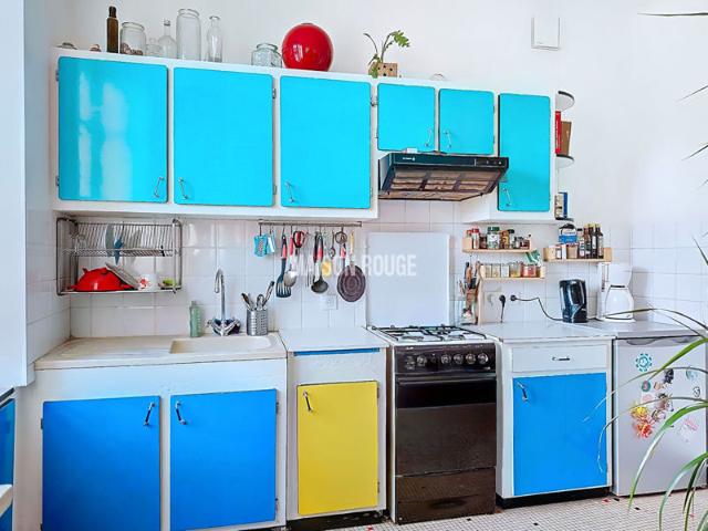 CHARMANTE MAISON EN PIERRE RÉNOVÉE, COEUR DE BOURG LANHELIN