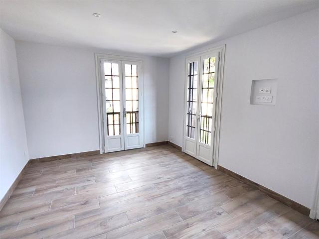 Belle maison de ville avec balcons 81m² Salies de Béarn