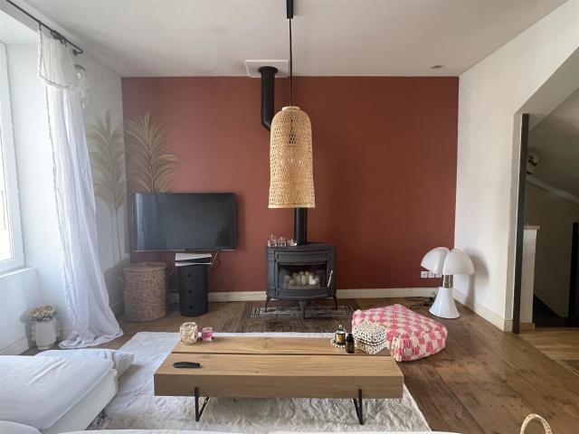 Belle maison de ville avec studio indépendant, jardin et pis. 192m² Vic Fezensac