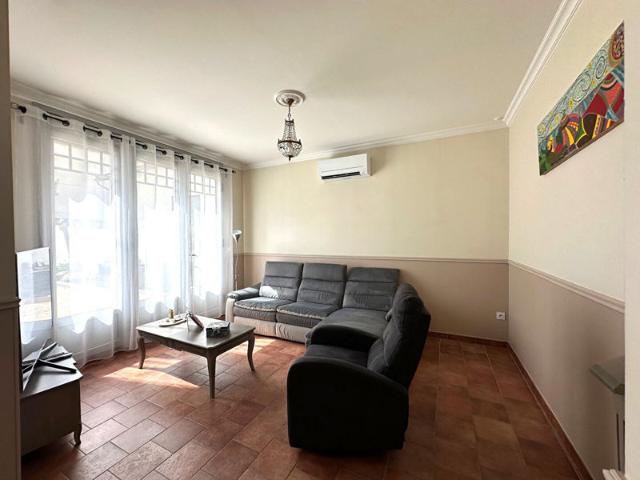 Belle maison de ville de 4 pièces de 100 m² avec jardin proche de la Cité