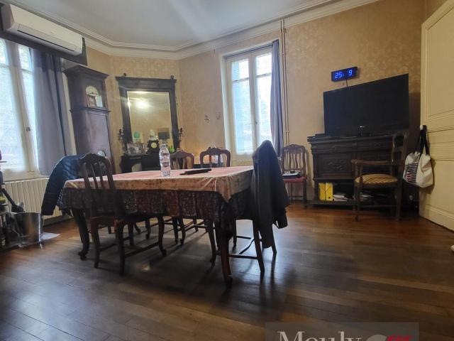 Belle Maison Des Annees 1930 En Centre Ville Avec Terrain Et. 143m² Cahors