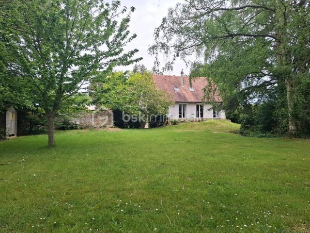 Belle maison familiale avec suite parentale et grand terrain