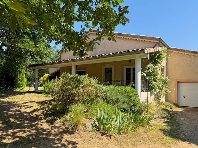 Belle Maison Familiale avec Piscine Terrain Arboré 1 730 m2. 138m² Ailhon