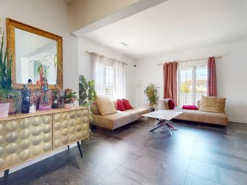 BELLE MAISON FAMILIALE AVEC PISCINE PLEIN SUD POSSIBILITE DEUX OU TROIS LOGEMENTS